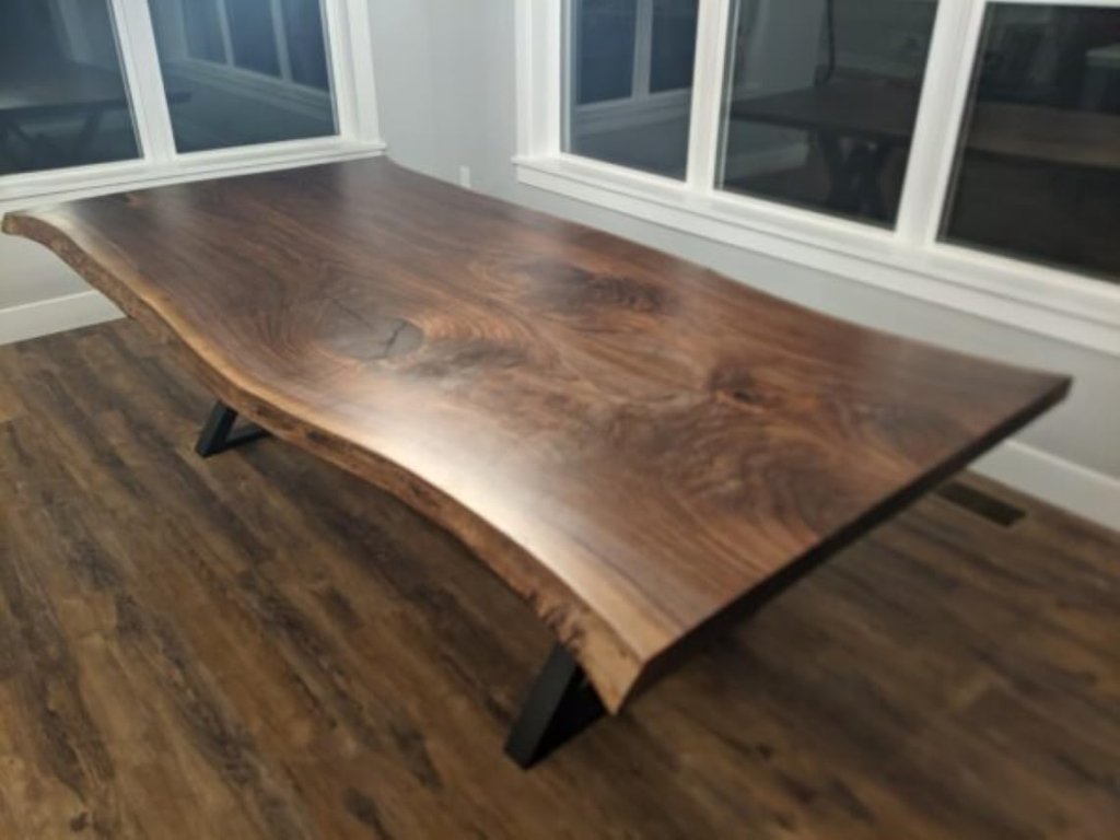 Types of Wooden Live Edge Tables: Bringing Nature’s Beauty into Your Space - resinhomefurniture