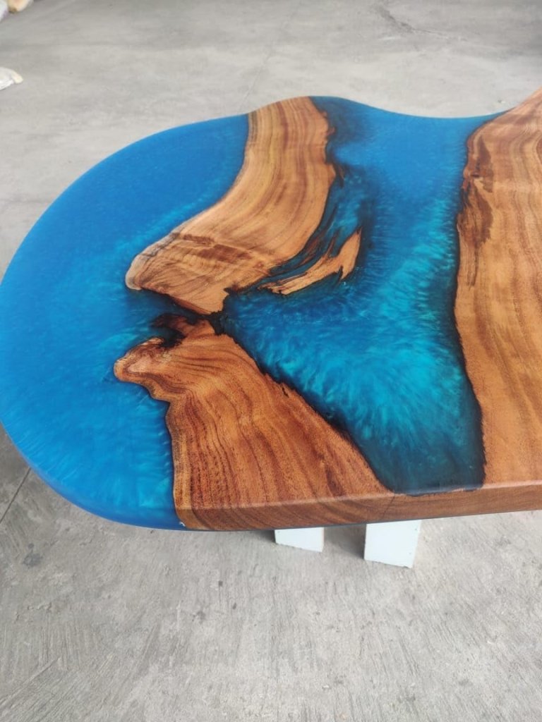 Beautiful Indoor Round Wooden Mount Coffee Table Epoxy Dining Table Living Room Table Walnut Table Top Wooden Table Bar Counter Top Wall Art Side/End Table Home Art - resinhomefurniture