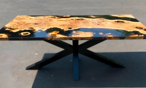 Custom Light Wood And Black Epoxy Dining Table Coffee Table End Table Wooden Table Living Room Table Bar Counter Home D?cor side Table Top - resinhomefurniture