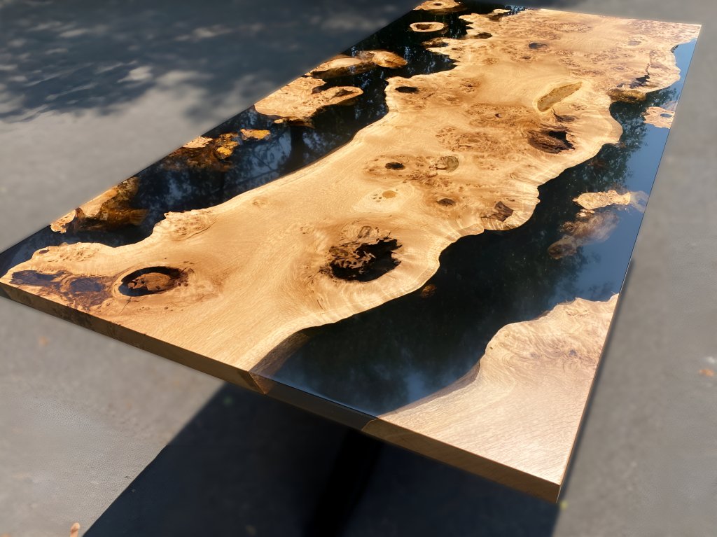 Custom Light Wood And Black Epoxy Dining Table Coffee Table End Table Wooden Table Living Room Table Bar Counter Home D?cor side Table Top - resinhomefurniture