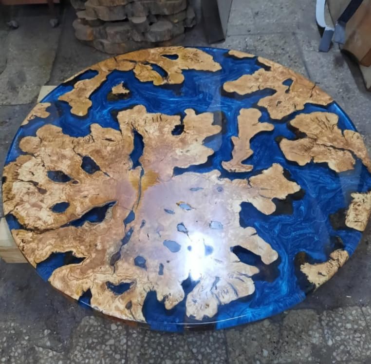 Customized Resin Epoxy Round Table Top, Clear Blue Epoxy Resin, Coffee Table Design, Resin Table, Luxury Décor Table, Walnut Table, Wooden Resin Table - resinhomefurniture